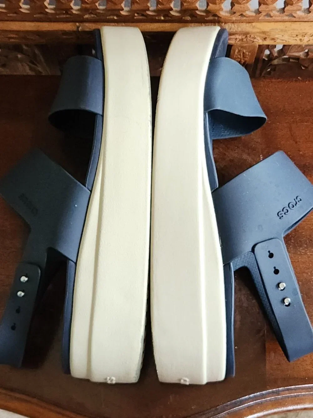 CROCS double strap